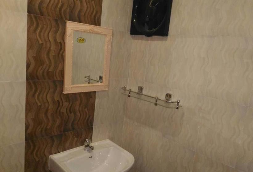 Hotel Barak Continental 15