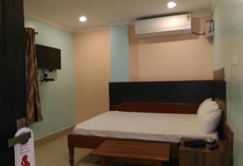 Hotel Barak Continental 7