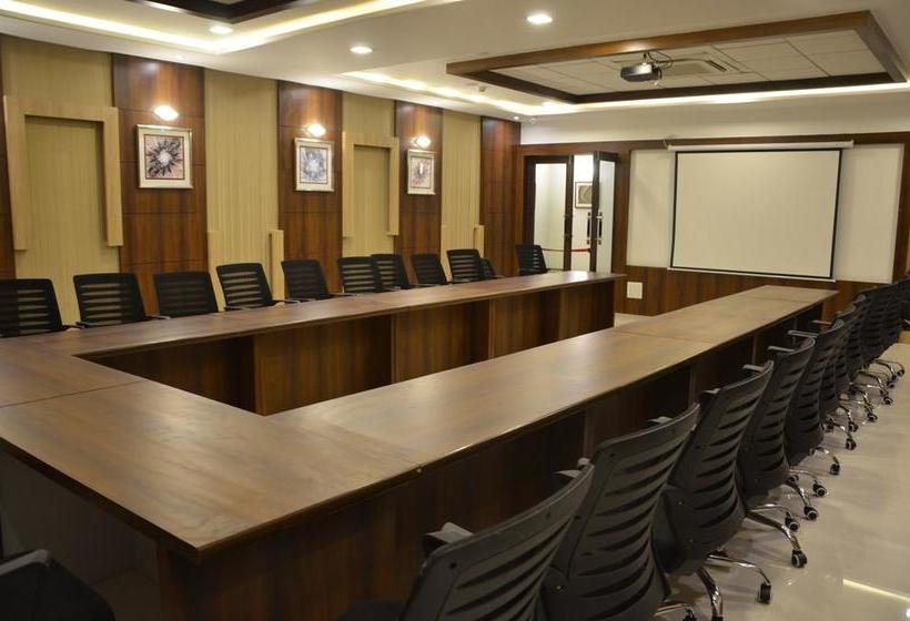 Hotel Vits Sagar Plaza 5