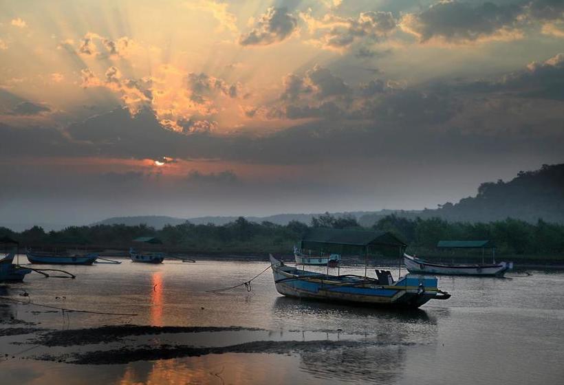 Matoshri Beach Resort 9