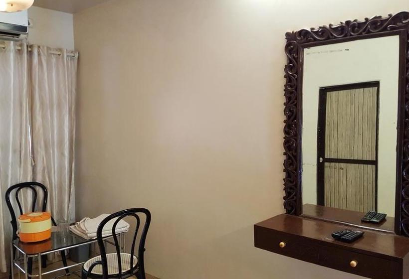 Sun N Shades Resort 6