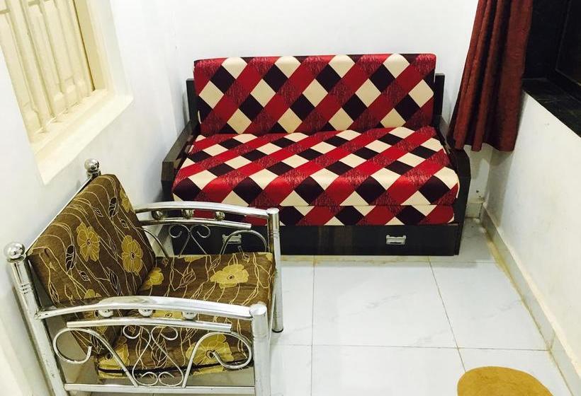 Hotel Valley View Matheran 12