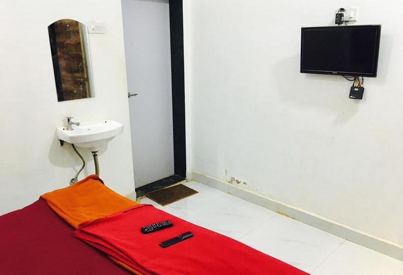 Hotel Valley View Matheran 8