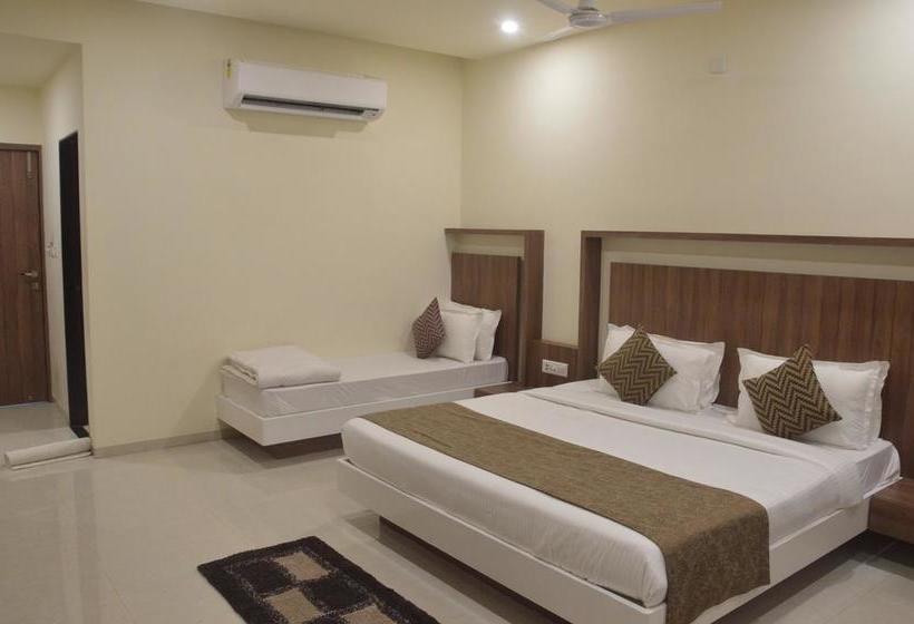 Hotel The Grand Dwarika 3