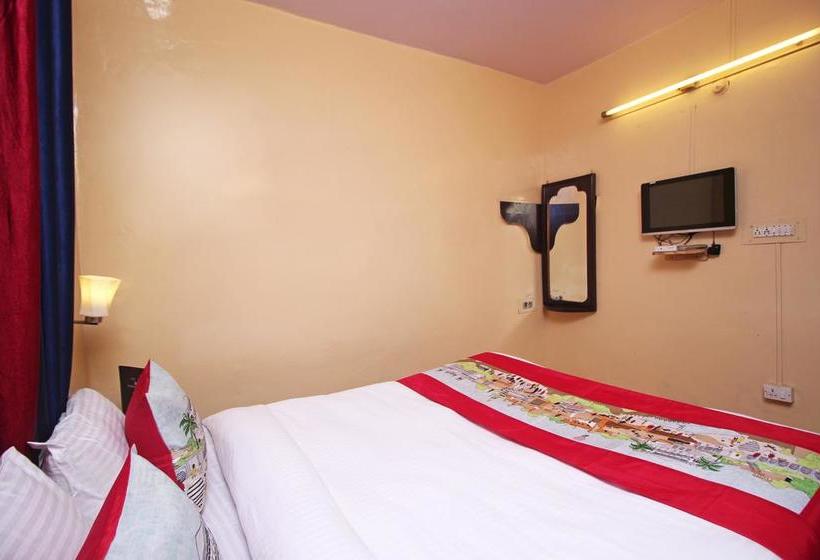 Hotel Oyo Rooms Wooden Paradise Mallital 19