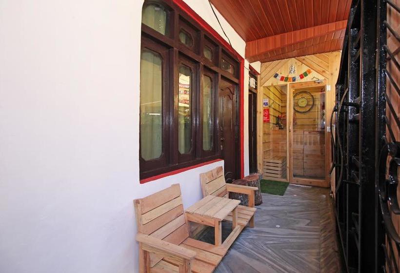 Hotel Oyo Rooms Wooden Paradise Mallital 3