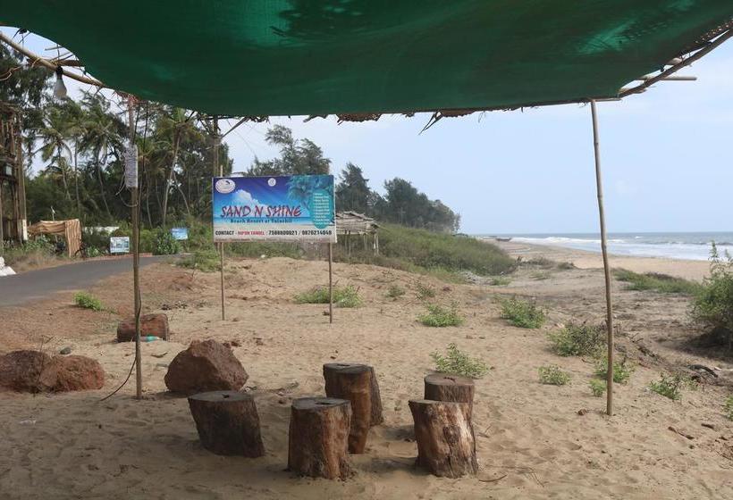 Sand N Shine Beach Resort 8