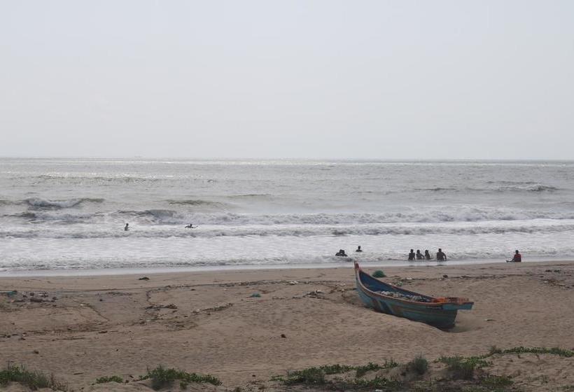 Sand N Shine Beach Resort 9