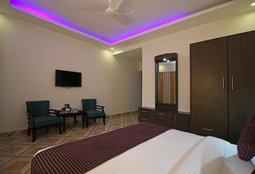Hotel Oyo Rooms Near Graphic Era Hill University 16