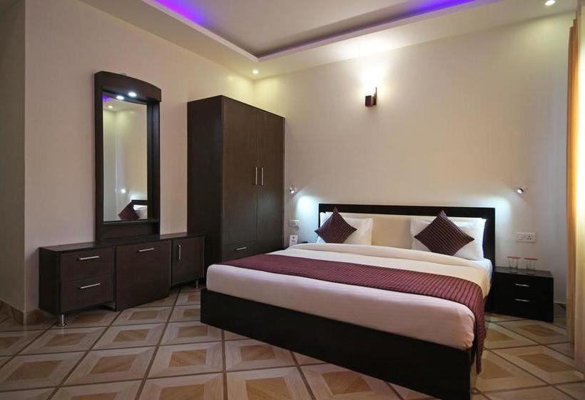 Hotel Oyo Rooms Near Graphic Era Hill University 17