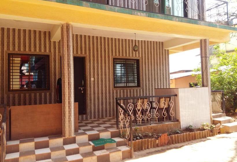 Hotel Hiral Valley View Residency 9