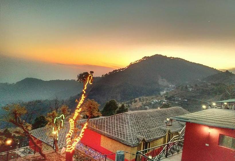 Resort The Wood Nest Nainital