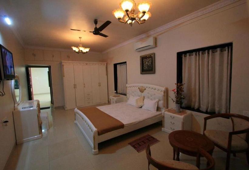 Hotel Visava Sea View 9