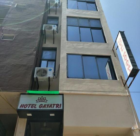 Hotel Gayatri 16