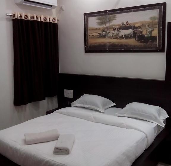 Hotel Gayatri 17