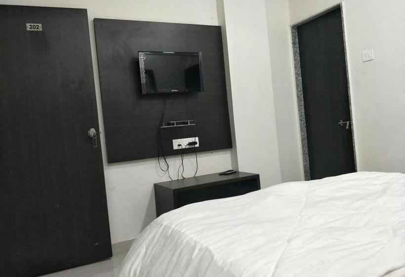 Hotel Gayatri 3