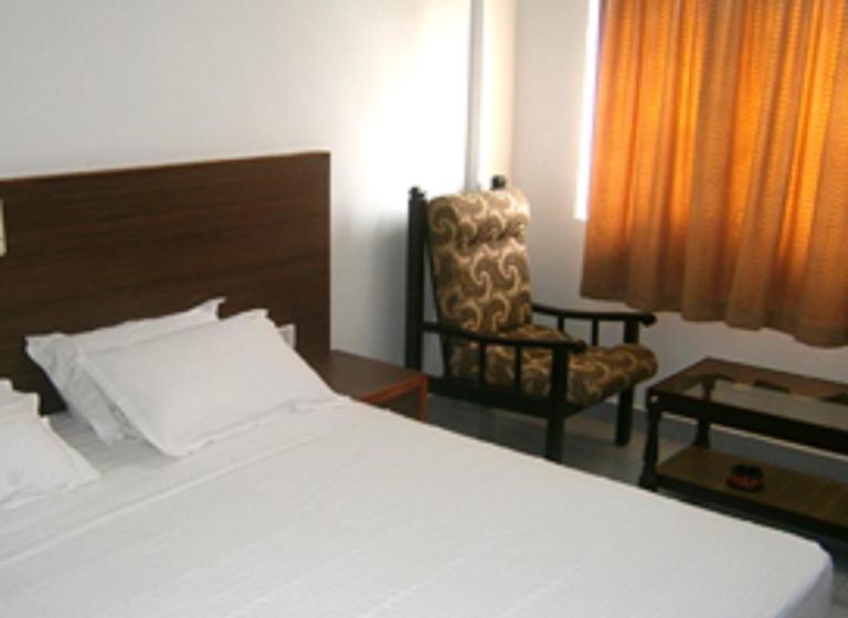 Hotel Gopika Regency 20