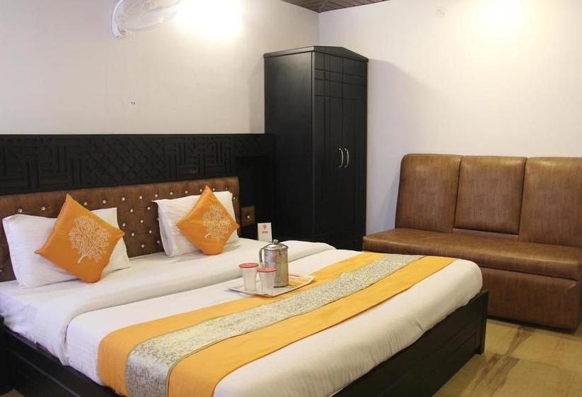 Hotel Oyo Rooms Hilltop Lake View Nainital 15