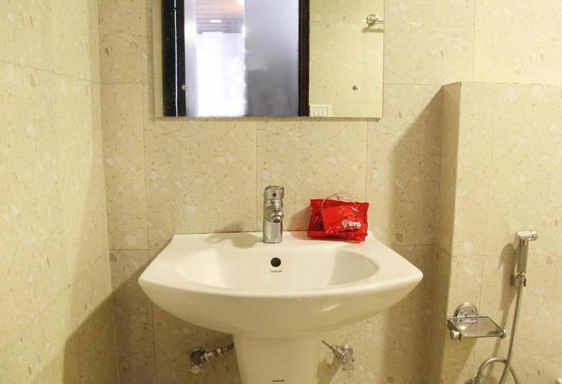 Hotel Oyo Rooms Hilltop Lake View Nainital 4