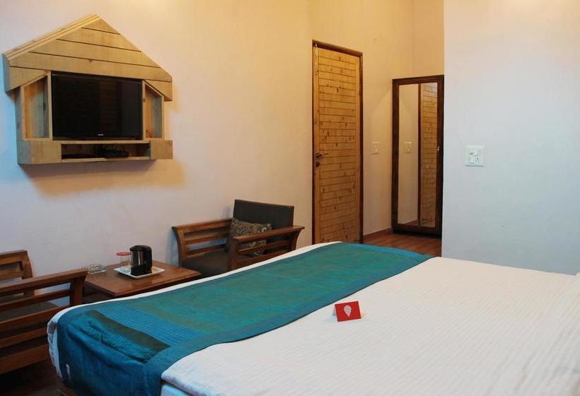 Hotel Oyo Premium Kainchi Dham 12