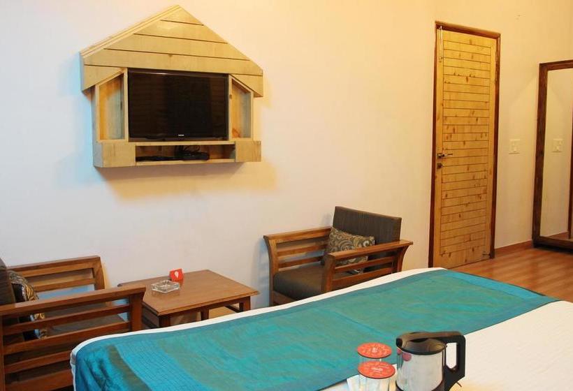 Hotel Oyo Premium Kainchi Dham 18