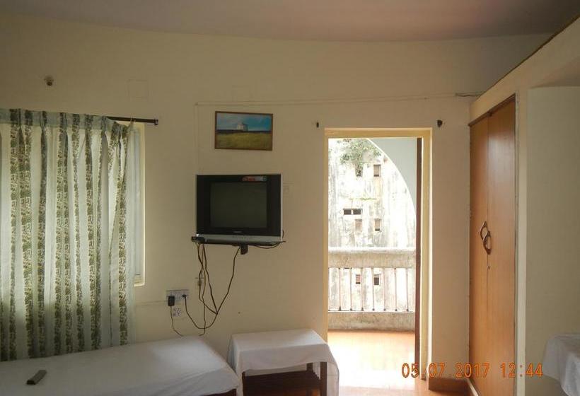 Hotel Rukmini 7