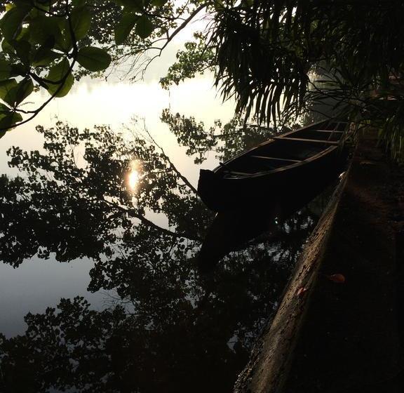 Resort Big Banana Island Retreat 13