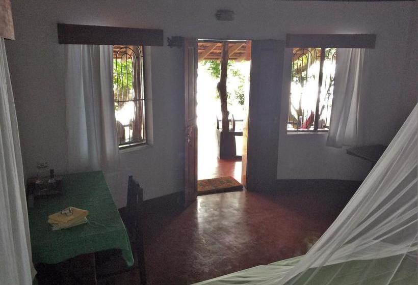 Resort Big Banana Island Retreat 2