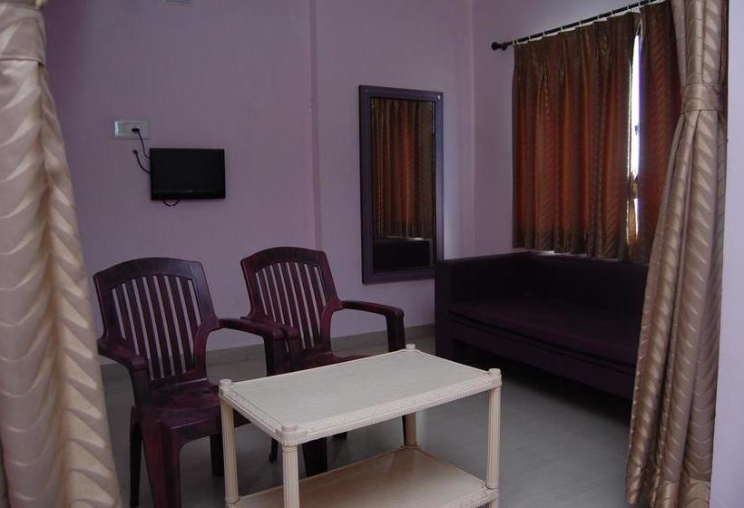 Hotel Rajadhiraj 5