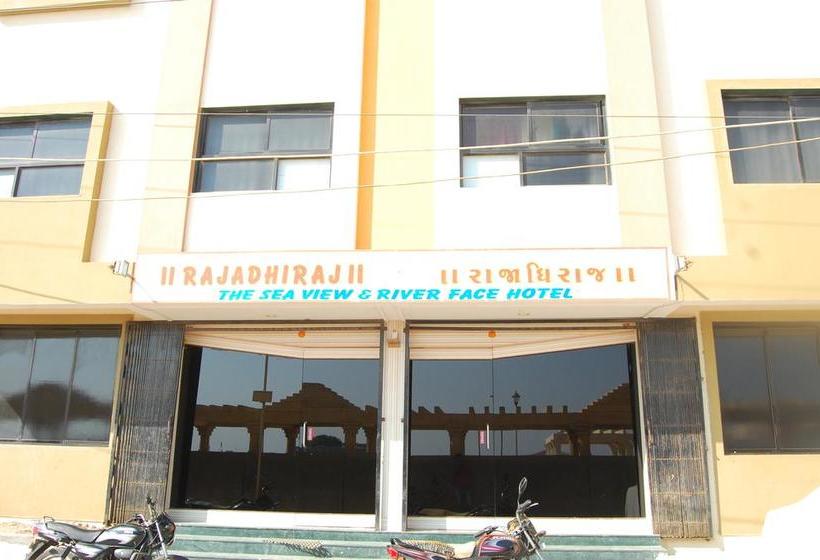 Hotel Rajadhiraj 9