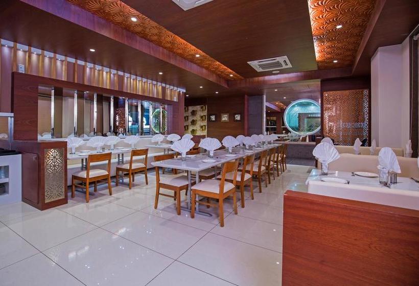 Hotel Manek The Ocean View 11