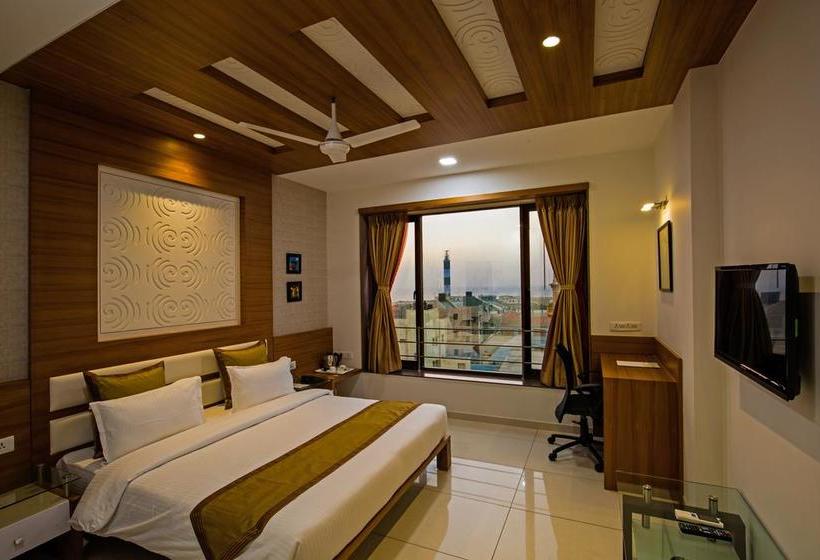 Hotel Manek The Ocean View 5