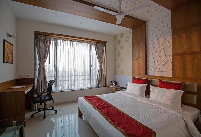 Hotel Manek The Ocean View 7