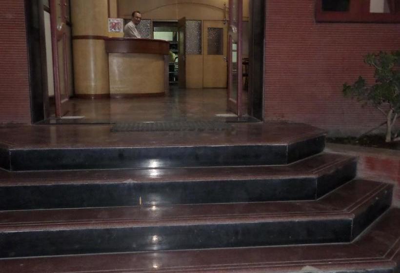 Hotel Ambessador Executive 10