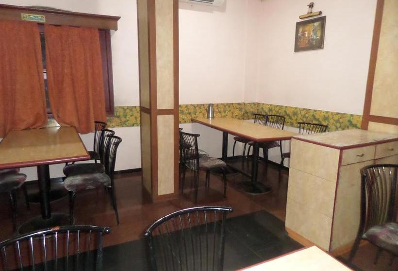 Hotel Ambessador Executive 11