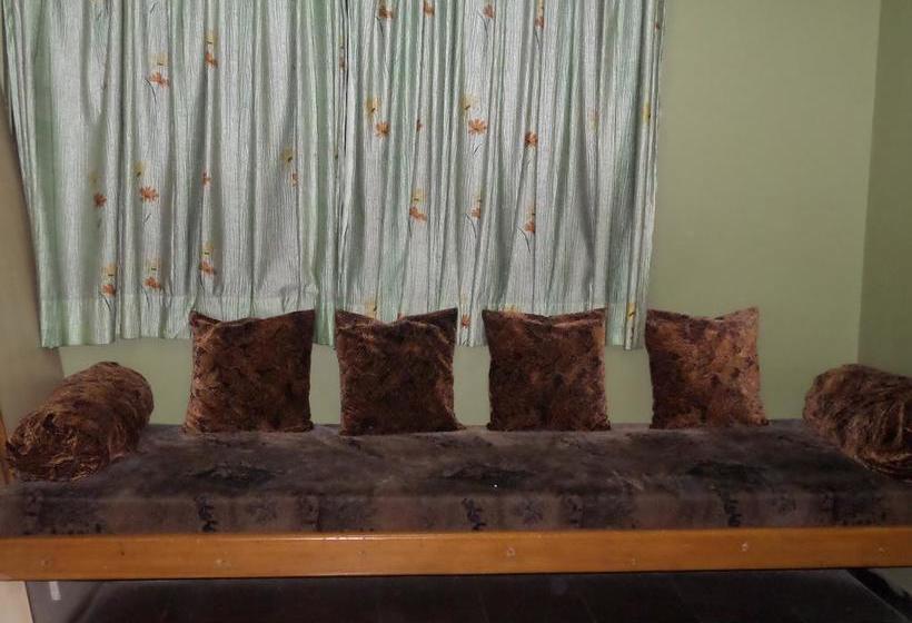 Hotel Ambessador Executive 16