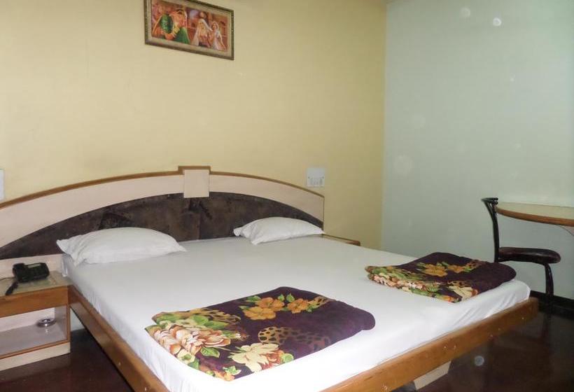 Hotel Ambessador Executive 18