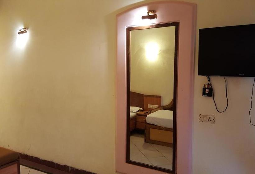 Hotel Rangoli Retreat 13