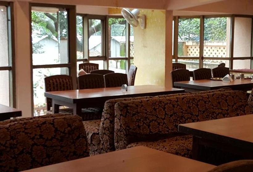 Hotel Rangoli Retreat 4