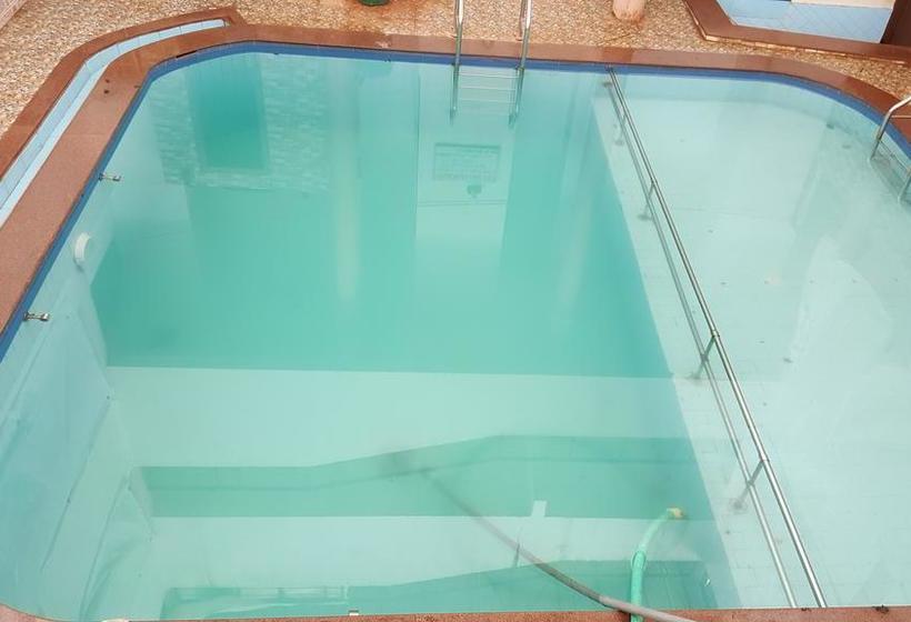 Hotel Rangoli Retreat 8