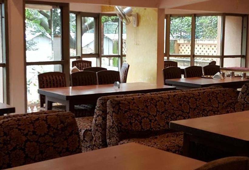 Hotel Rangoli Retreat 9