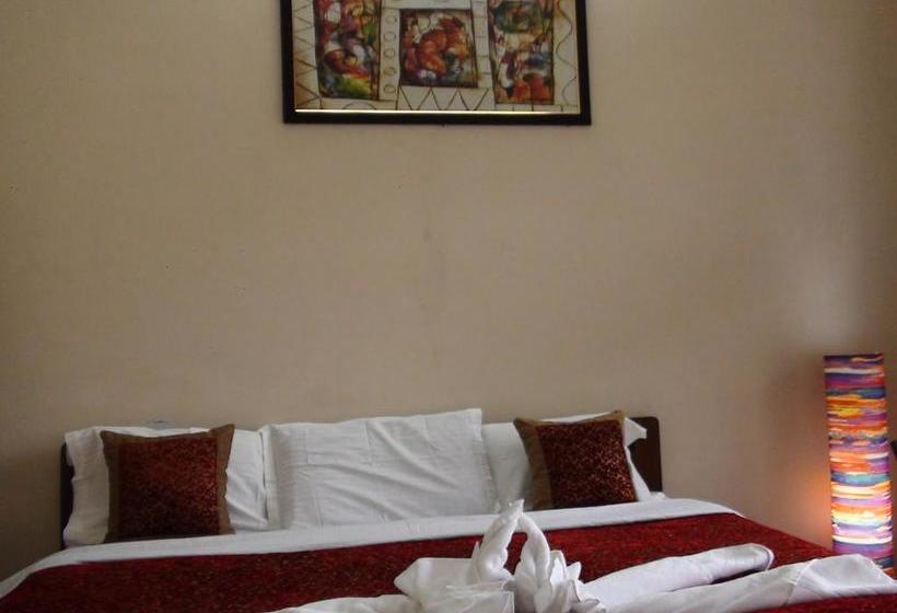 Hotel The Lake Retreat 13