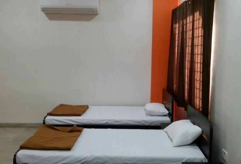 Blue Heaven Beach Resort 12