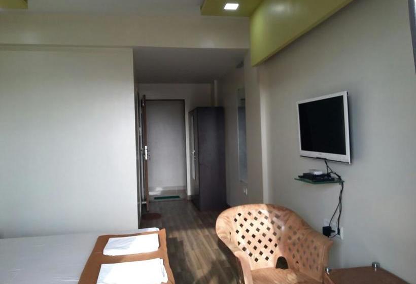 Blue Heaven Beach Resort 14