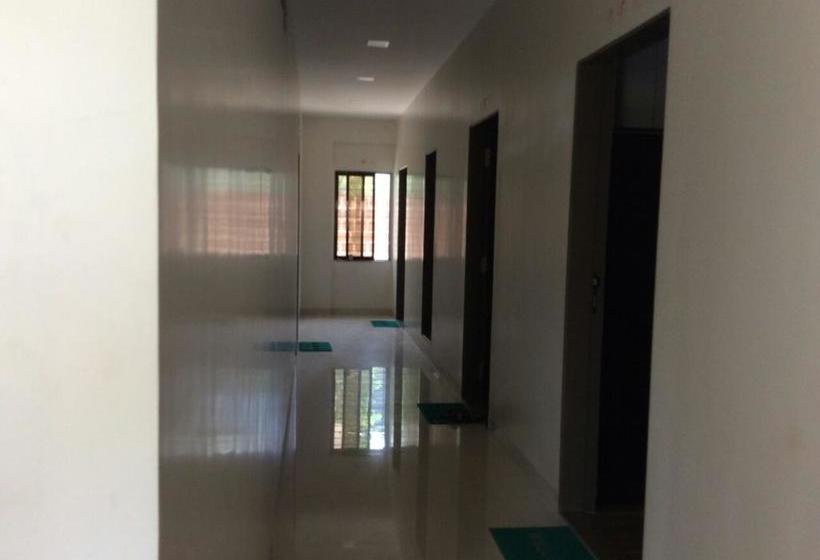 Blue Heaven Beach Resort 8