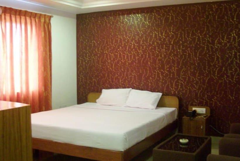 Hotel Sri Srinivasa Residency 6