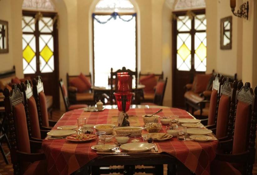 Bed and Breakfast Saffronstays Parsi Manor 5