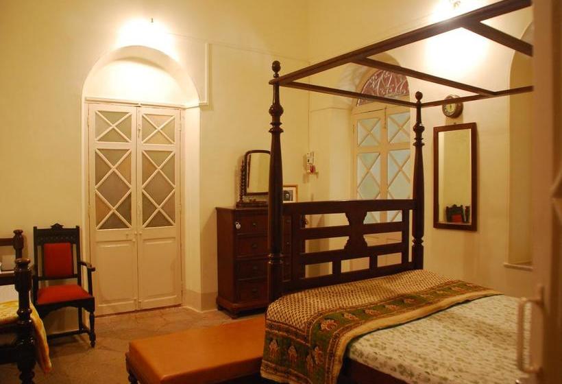 Bed and Breakfast Saffronstays Parsi Manor 7