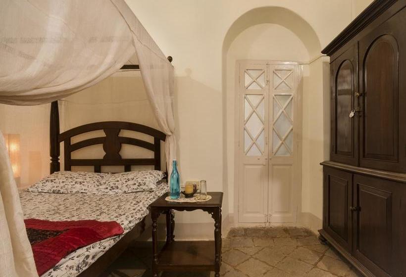 Bed and Breakfast Saffronstays Parsi Manor 8