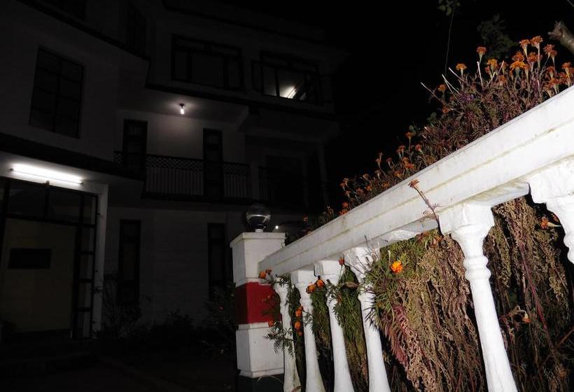 Resort Monal Inn By Nature 9